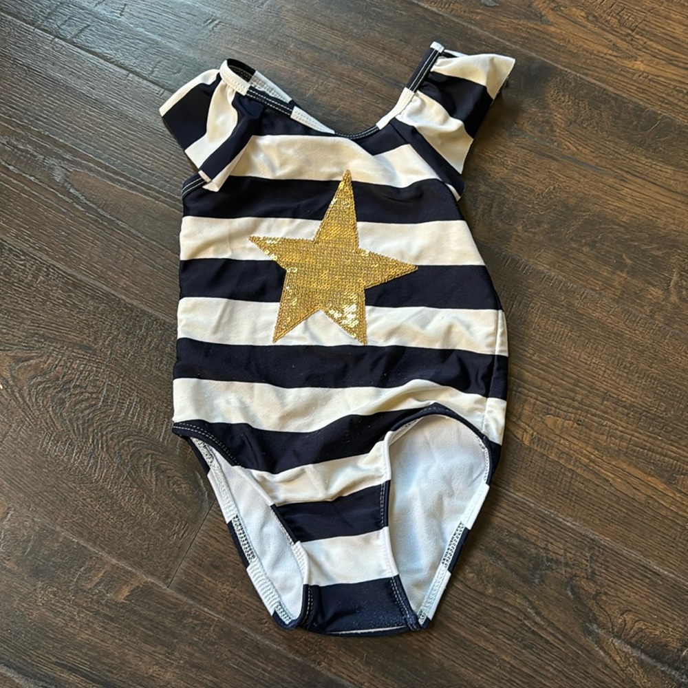Girls swimsuit